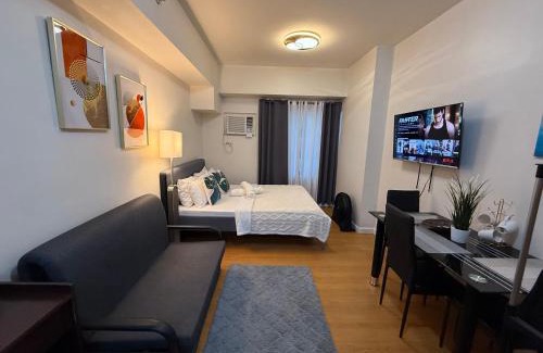 Barangay 670 Apartamento | Cozy Condo in Ermita Manila near St Lukes Medical Center and US Embassy