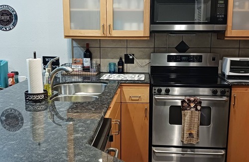 League City Condominio | Cozy Condo in League City with awesome water views