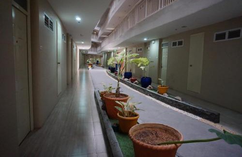 Mactan Export Processing Zone Apartamento | Cozy condo unit 5mins from Mactan Cebu Int'l Airport with Netflix