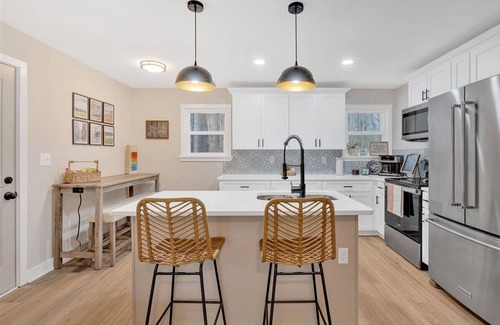 Acworth Casa | Cozy,Convenient home in Downtown