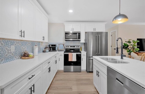 Acworth Casa | Cozy,Convenient home in Downtown