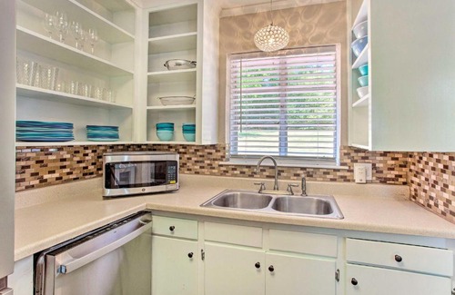 Sherman Casa | Cozy, Convenient Sherman Home with Private Yard