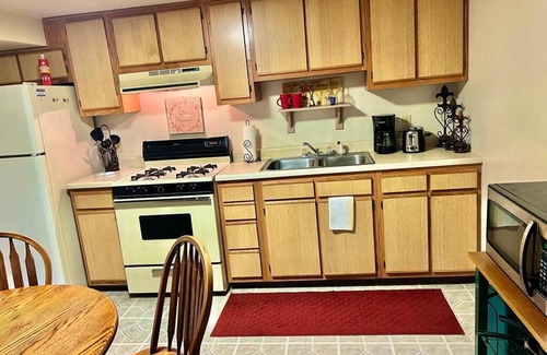 Racine Apartamento | Cozy Corner 2 on Zimmerle
