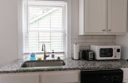 Lexington Casa | Cozy Corner - Little House in Downtown Lexington
