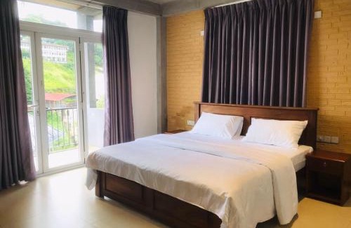 Kandy Hotel | Cozy Corner