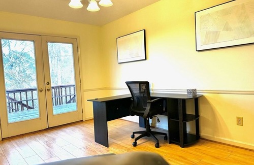 Columbus Casa | Cozy Corner Townhome