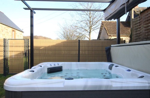 Saussemesnil Cabaña | Casa con Spa Privado, Jardín y Cerca de la Naturaleza en Saussemesnil