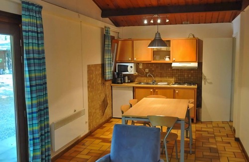 Grandham Chalet De Esquí | Acogedora Casa en el Campo Belga