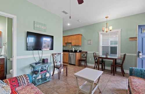 Port St. Joe Cabaña | Cozy Cottage 1 of 6 at Pool| 2BR | Grill | Close to Bay & Marina