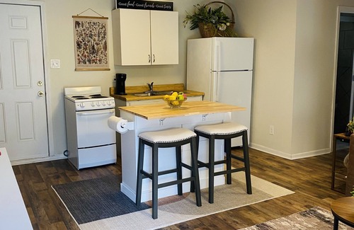 Belden Casa | Cozy Cottage 116, 7 minutes from the NORTH MS MEDICAL CENTER, Pet Friendly!!