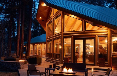 Grantsdale Cabina | Cozy Cottage at The Bitterroot Mile Club