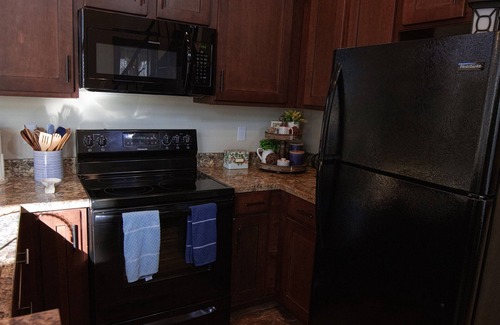 Monteagle Cabina | Cozy Cottage at The Retreat at Deer Lick Falls
