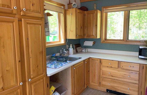 Rideau Lakes Cabaña | Cozy Cottage