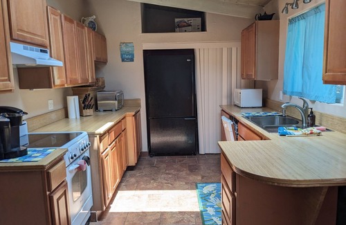 Baywood-Los Osos Casa | Cozy Cottage in Quiet Community.