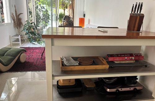 Jumeirah Cabaña | Cozy cottage in charming Dubai 5 min walk to the beach!