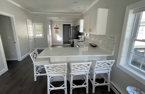 Saybrook Manor Cabaña | Cozy cottage in Old Saybrook beach community, walking distance to private beach.