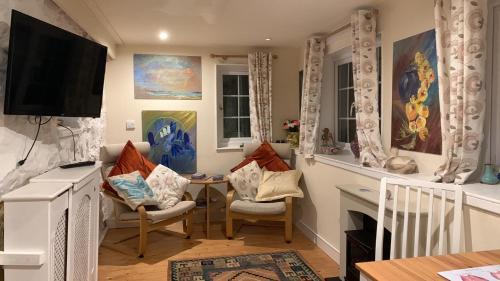 Caernarfon Casa | Cozy Cottage - Near Brew Pub/Snowdonia National Park.