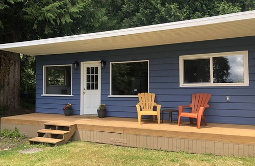 Lake Morton-Berrydale Casa | Cozy Cottage on a LAKE!