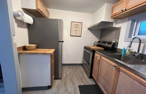 Celoron Cabaña | Cozy Cottage Walking Distance to Chautauqua Lake