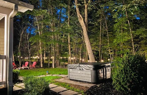 Mongaup Valley Casa | Cozy Cottage with Hot Tub! Family Friendly