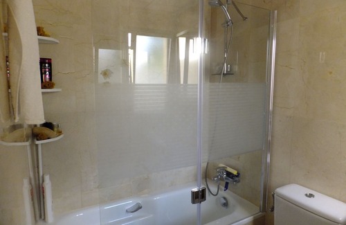 Roda Casa | Acogedora casita con piscina en condominio de Golf
