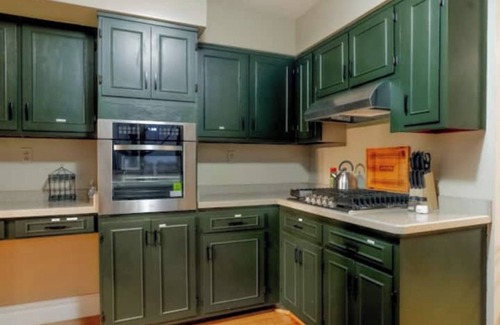 Goshen Casa | Cozy Country Home/Hot Tub/Pool/WI-FI/King Bed/Gym
