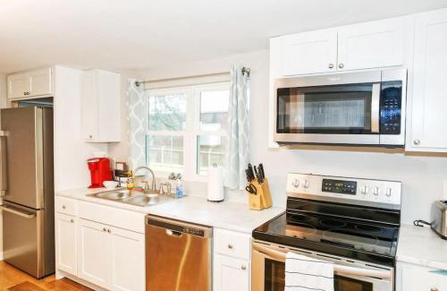 Maiden Casa | Cozy Country Home with Room for Entire Family