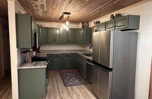 Bath Casa | Cozy country retreat with hot tub — also accepting short term rentals