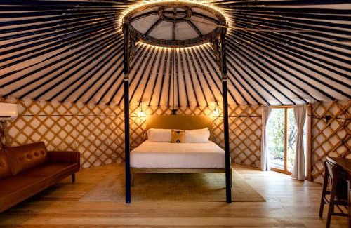 Dripping Springs Otro | Cozy Couples Yurt with Hot Tub in Dripping Springs, Texas