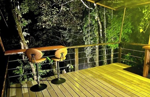 Quesada Cabina | Pino-Acojedora cabana con vista a cascada