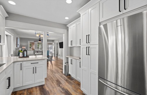 Bradenton Casa | Cozy Creekside Bungalow