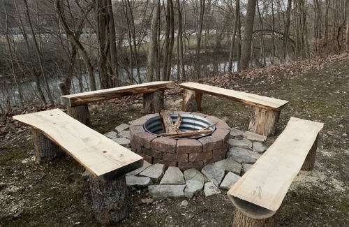 Laurelville Cabina | Cozy Creekside Cabin in the heart of Hocking Hills