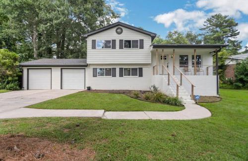 Collier Heights Casa | Cozy Cumberland ATL Home w Hot Tub
