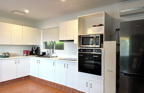Currumbin Casa | Cozy Currumbin Beach Shack - Pet Friendly