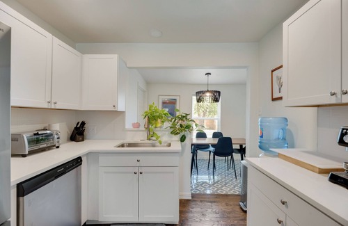 Oak Cliff Casa | Cozy Dallas Spot - Minutes from Downtown and Bishops Arts!