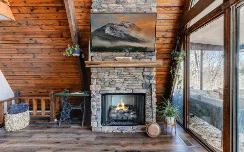 Tate Chalet De Esquí | Cozy Days Hideaway - Modern rustic vibes mountain views