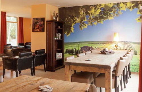 De Bult Villa | Acogedora casa decorada con chimenea, rodeada de bosque