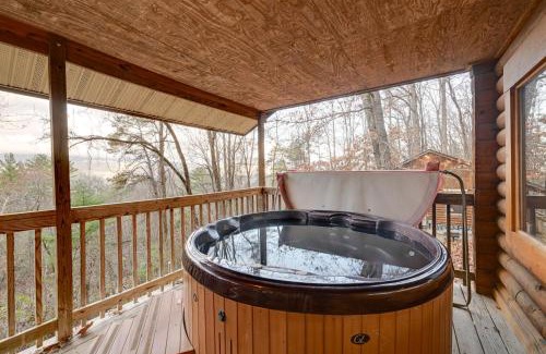 Bryson City Casa | Cozy Deer Glen Cabin with Private Hot Tub and Porch!
