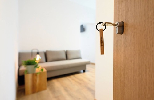 Illasi Casa | Cozy deluxe room for 4 people with private bathroom
