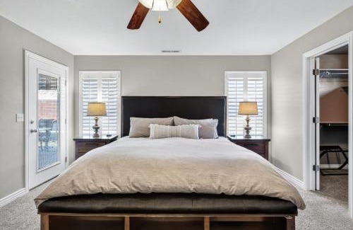 La Verkin Casa | Cozy Desert Retreat Near Zion - Patio Dininggrill