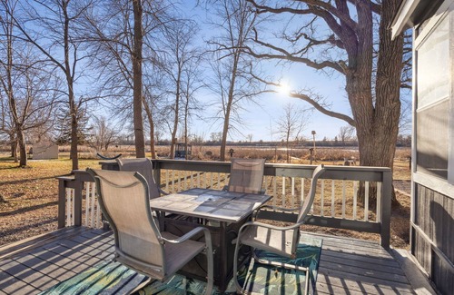 Atwater Cabina | Cozy Diamond Lake Cottage!