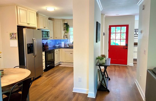 Wake Forest Casa | Cozy dog friendly Wake Forest Home close to Joyner Park and Downtown Wake Forest
