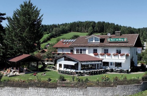 Rinchnach Apartamento | Cozy double room (25 sqm) for 2 persons with balcony