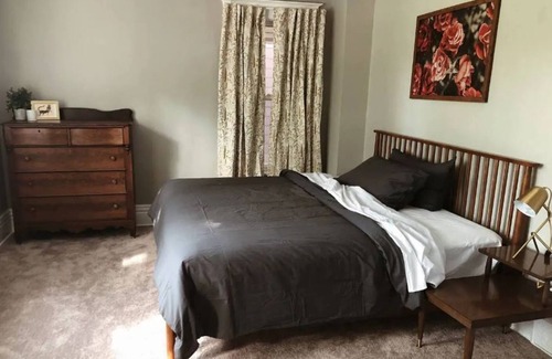 St. Joseph Casa | Cozy Downtown 3 Bedroom Home