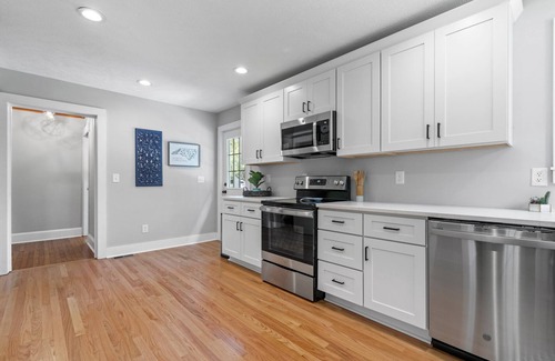 Southern Pines Cabaña | Cozy downtown cottage close to the park