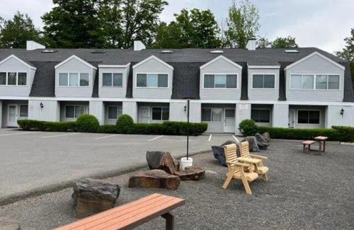 Hunter Apartamento | Cozy Downtown Hunter Mountain Getaway