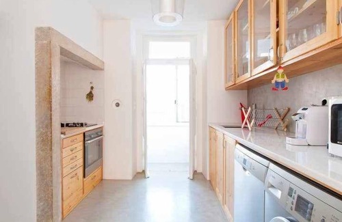 Alfama Apartamento | Ligero, fresco y elegante, aparte de LIBRE