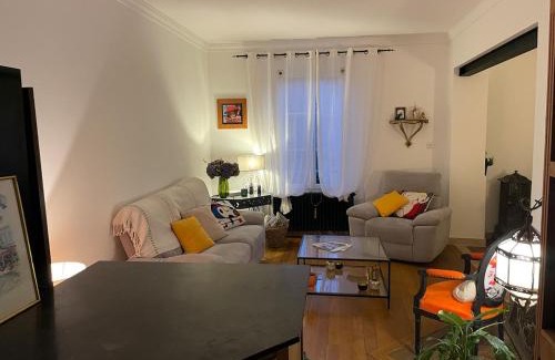Soisy-sur-Seine Apartamento | Cozy duplex with private garden