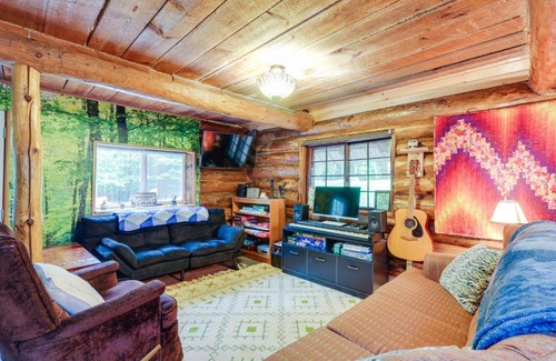 Elizabethtown Casa | Cozy Elizabethtown Cabin with Fire Pit!
