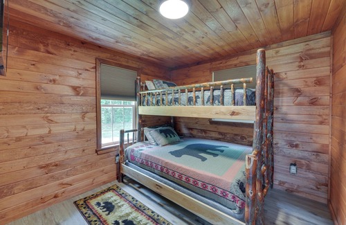 Ellicottville Cabina | Cozy Ellicottville Cabin w/ Water Views - Near Ski